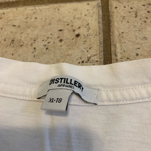 Men's/Unisex DISTILLERY APPAREL White T-Shirt - Size XL - Picture 2 of 6